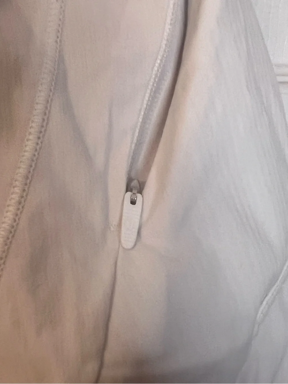 #680 Lululemon Track That 5” Running Shorts White Size 6 Zip Pocket
